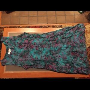 Elegant blue flowing dress in perfect condition